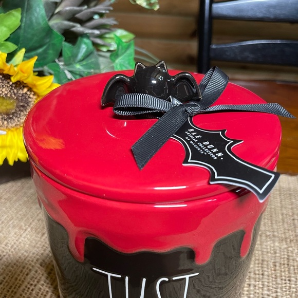HALLOWEEN Rae Dunn Canister JUST ONE BITE - Picture 3 of 3